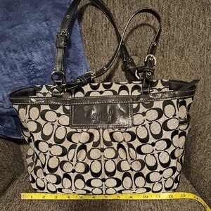NWOT Coach Signature Black and Gray Tote